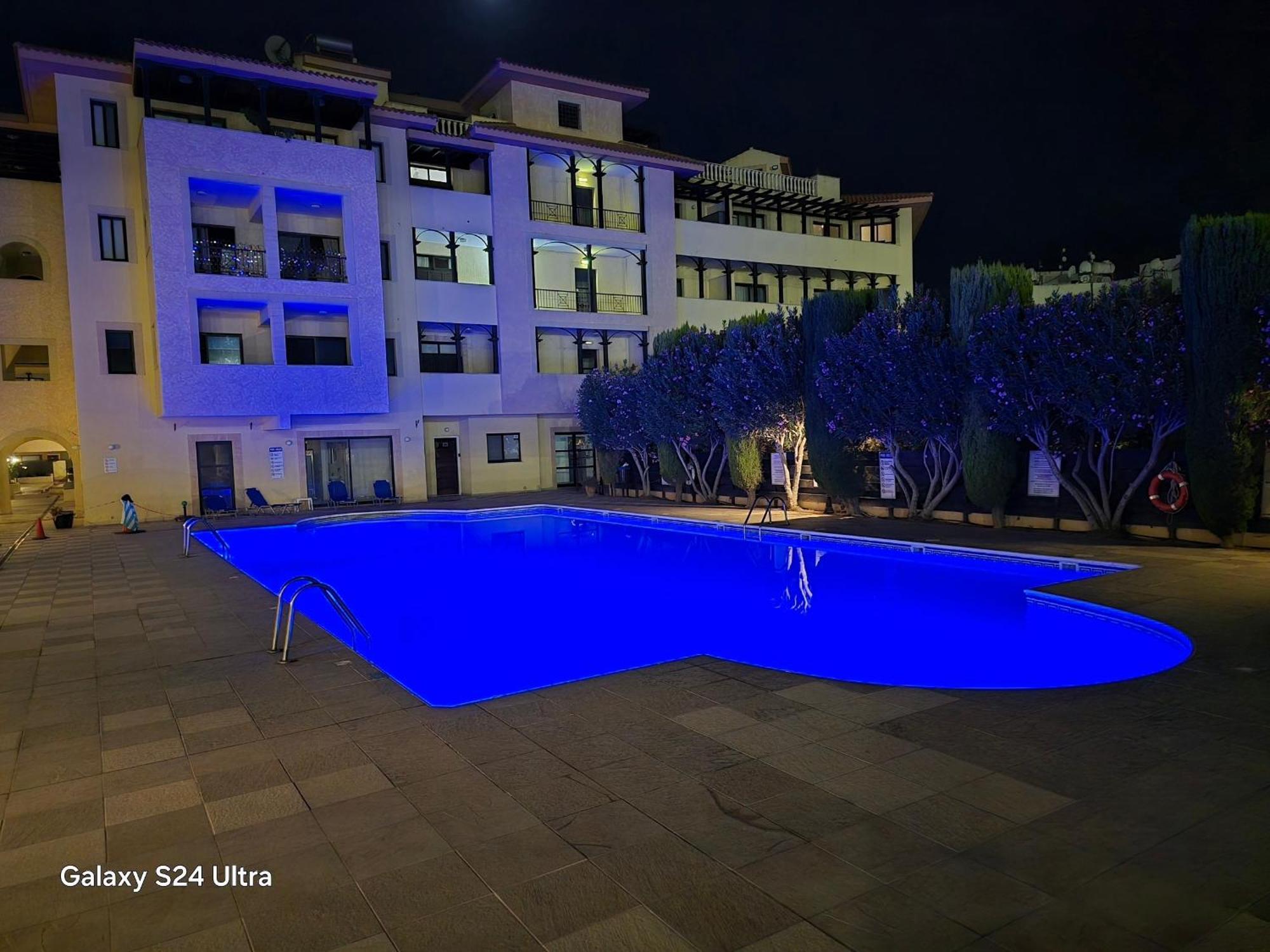 Queen Anna'S Dream 1 Bedroom Apartment 파포스 외부 사진