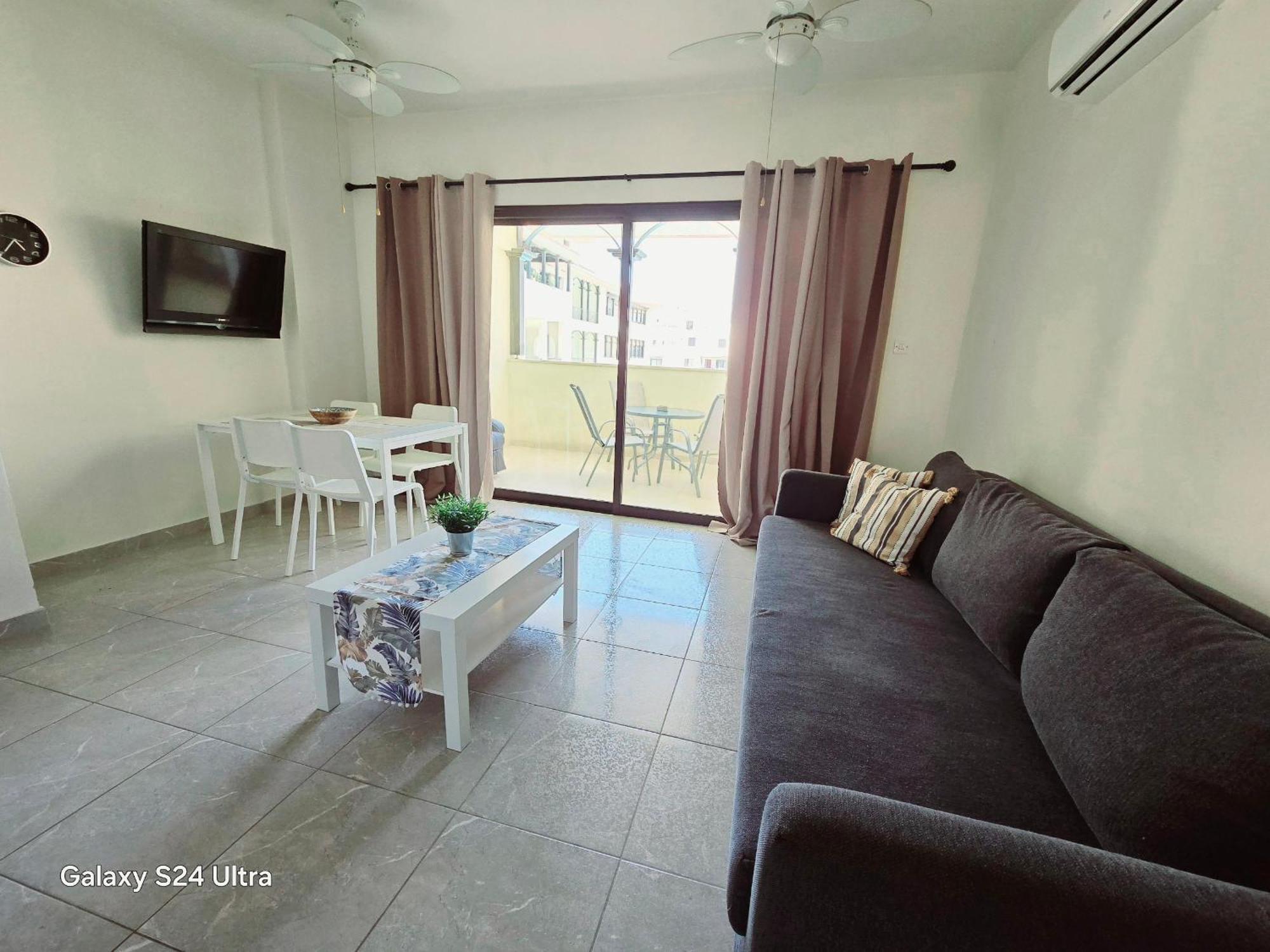 Queen Anna'S Dream 1 Bedroom Apartment 파포스 외부 사진